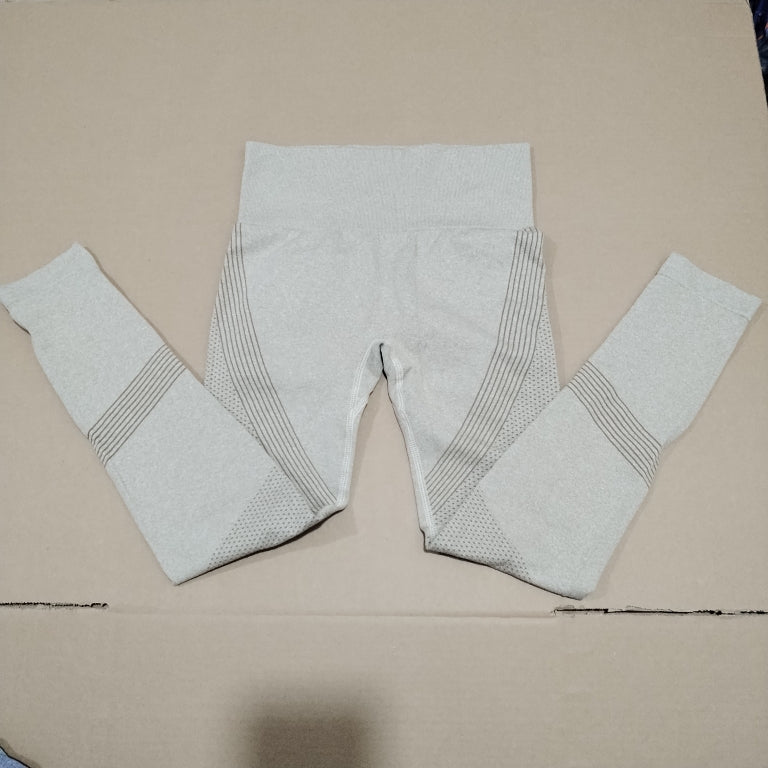 Seamless High-Rise Yoga Leggings – Glute-Lifting, Flexible & Incredibly Comfortable!